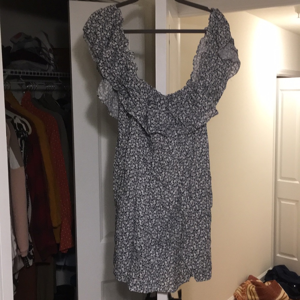 NWT Floral Off the shoulder Dress